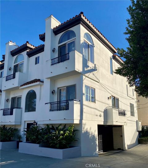 5027 Colfax Avenue 1 Valley Village CA 91601