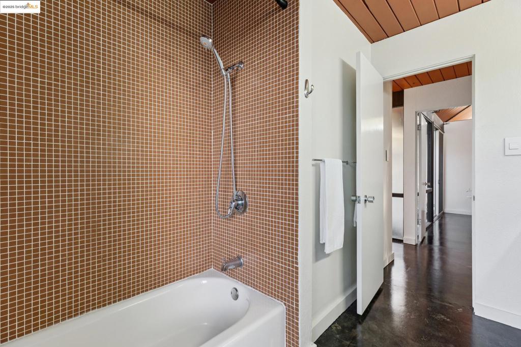 NORTHGATE - Residential