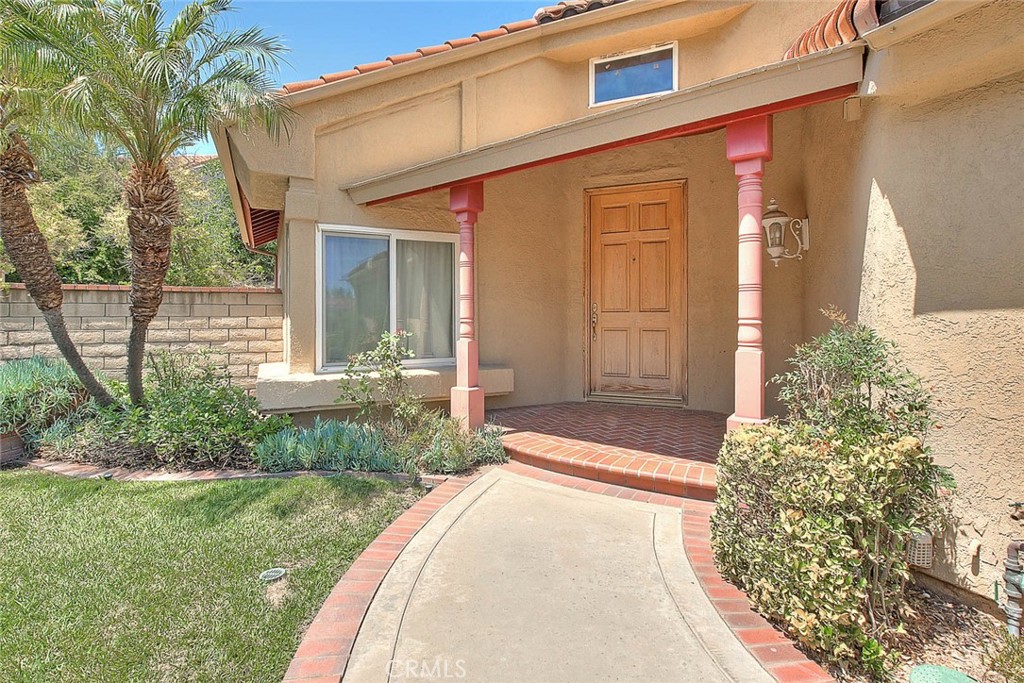 13585 Meadow Crest Drive