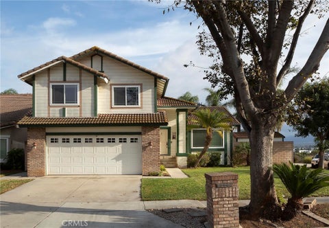 Photo of 837 Hedges DR, Corona, CA 92878 (MLS # CV26234198)