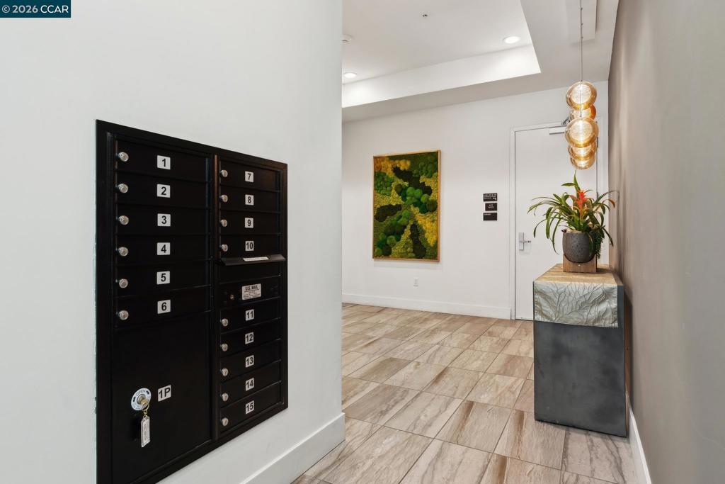 210 Lafayette Circle 101