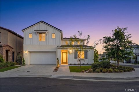 Photo of 9602 Daybreak Drive, Huntington Beach, CA 92646 (MLS # CV26081915)