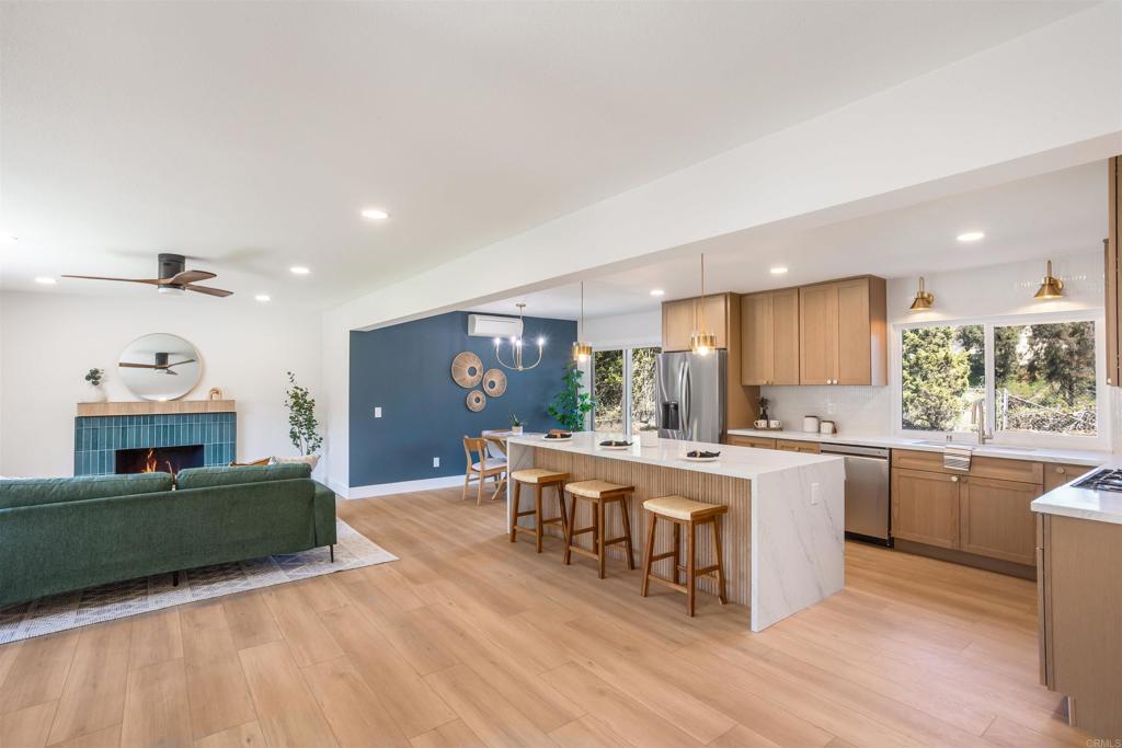 3810 sierra Morena ave