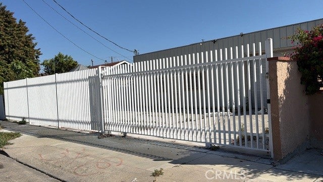 1724 W 2nd