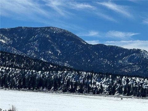 Photo of 45935 Parkway Dr, Big Bear City, CA 92314 (MLS # IV25278984)