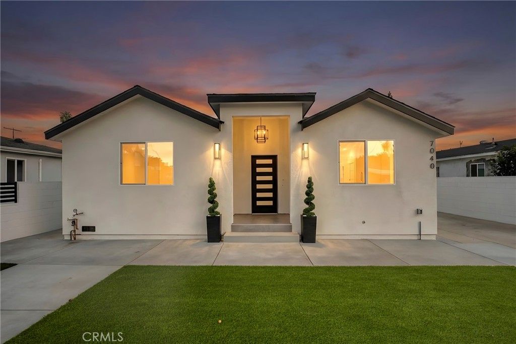 Photo of 7040 Tyrone Avenue, Van Nuys, CA 91405 (MLS # BB26023385)