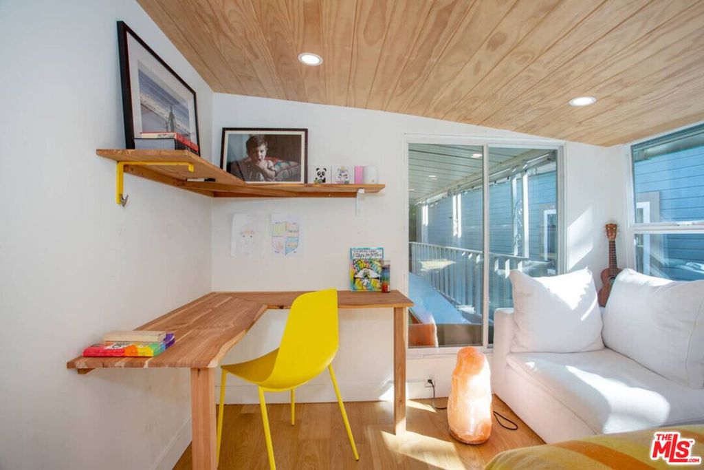 68 Paradise Cove Road