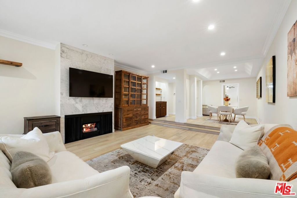 Photo of 8455 Fountain Avenue #414, West Hollywood, CA 90069 (MLS # 25586485)