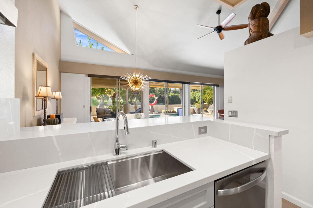 Rancho Mirage C.C. - Residential