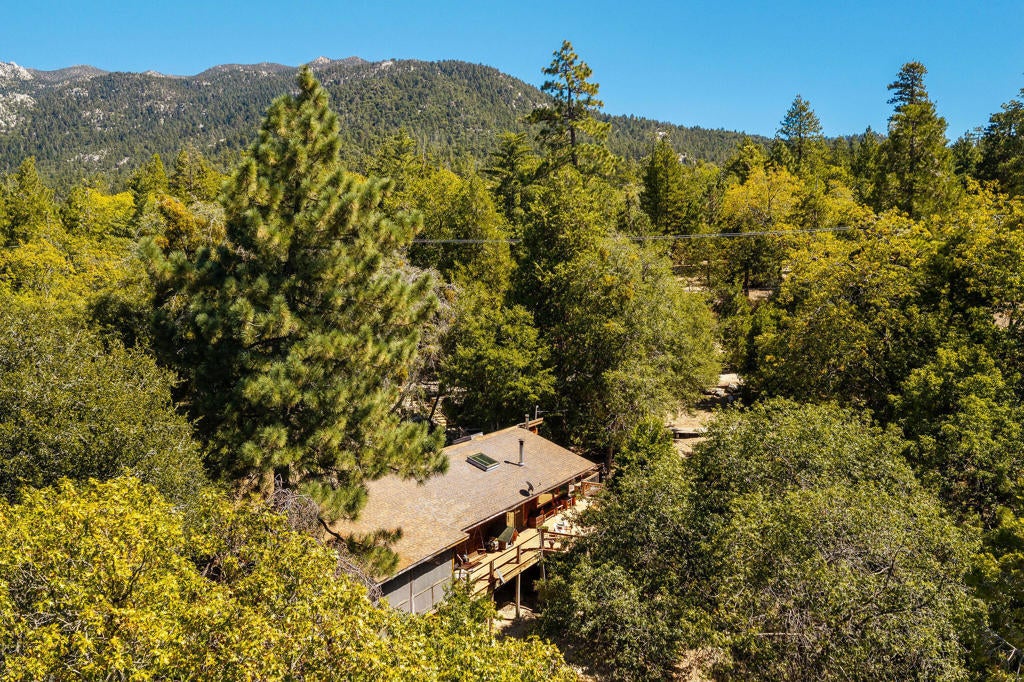 22901 Eagles Nest Drive