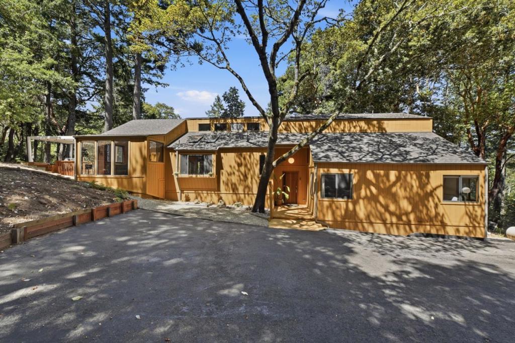 22163 Miller Ridge Road