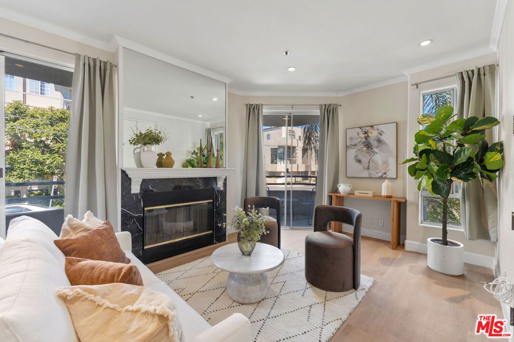 Photo of 3603 Dunn Drive #102, Los Angeles, CA 90034 (MLS # 26641295)