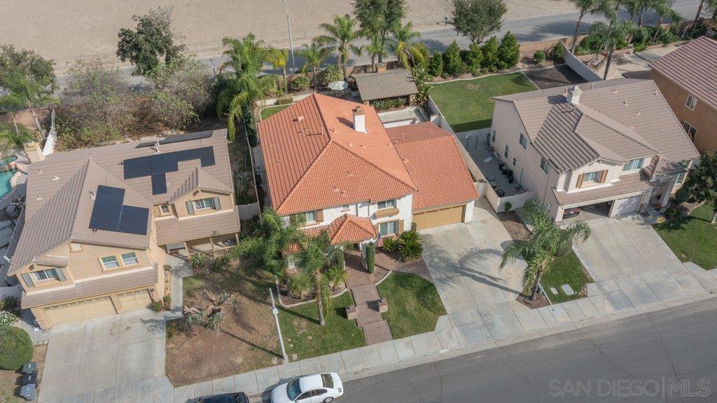 Properties 1 1247 Huckleberry Ln
