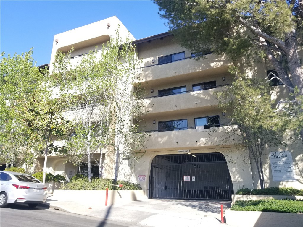 Good opportunity for UCLA students or the workers in desirable " Club California" community around Westwood area. Beautiful studio unit with one bathroom features granite counters, breakfast bar, stainless steel stove, dishwasher, refrigerator and wall AC unit and the balcony. In this unit is furnished and upgraded! Bring your own mattress. Complex features fitness center, resort style pool, bbq, elevator, lounge area with pool and poker tables. Included one assigned parking space in the gated garage.