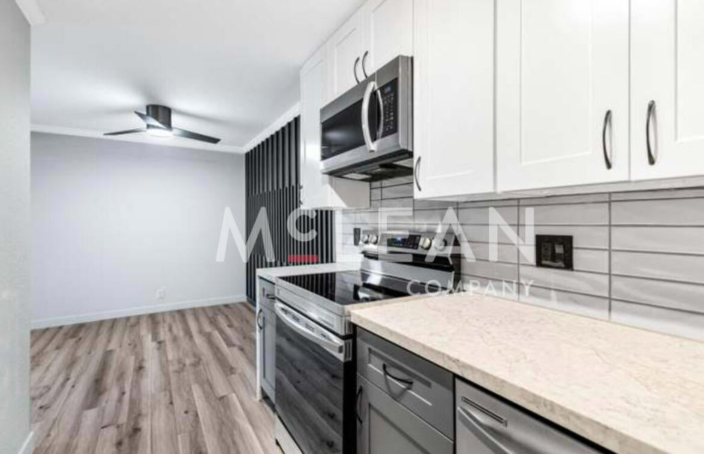 2809 N Los Felices Circle E 212