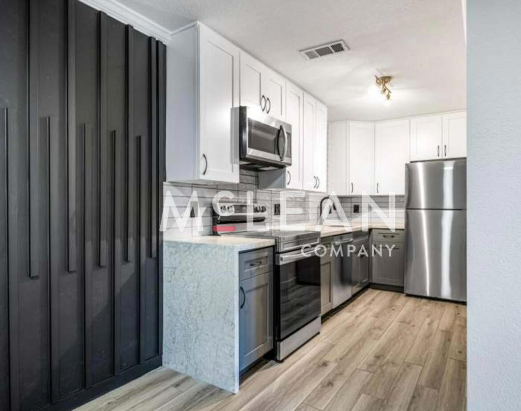 2809 N Los Felices Circle E 212