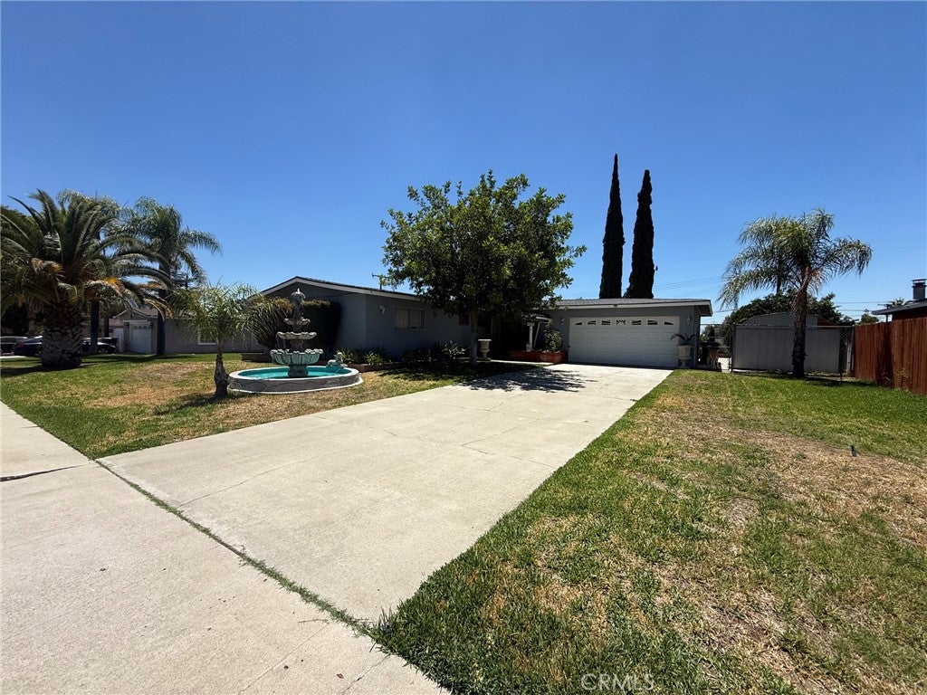 1275 E 37th
