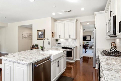 Tiny photo for 571 Chandler Court, Escondido, CA 92027 (MLS # NDP2609636)