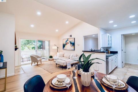 Photo of 285 285 Reflections Dr Dr #23, San Ramon, CA 94583 (MLS # 41125950)