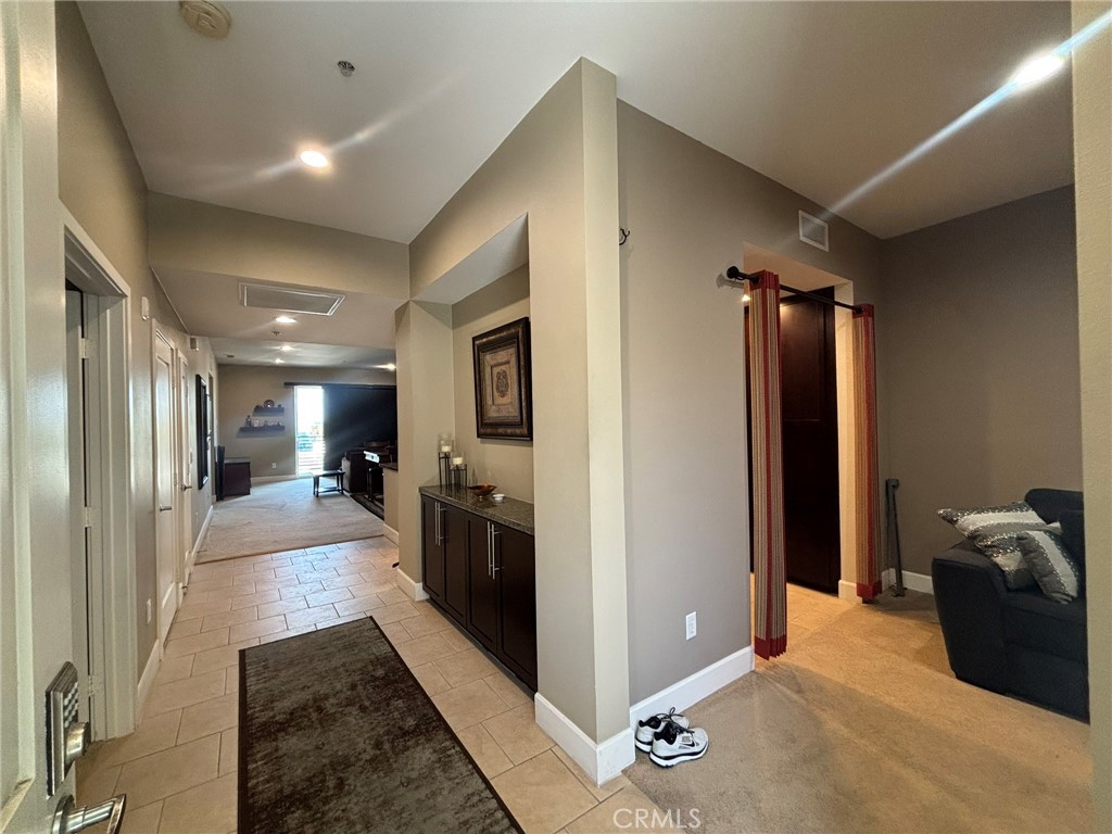 300 E 4th Street 422