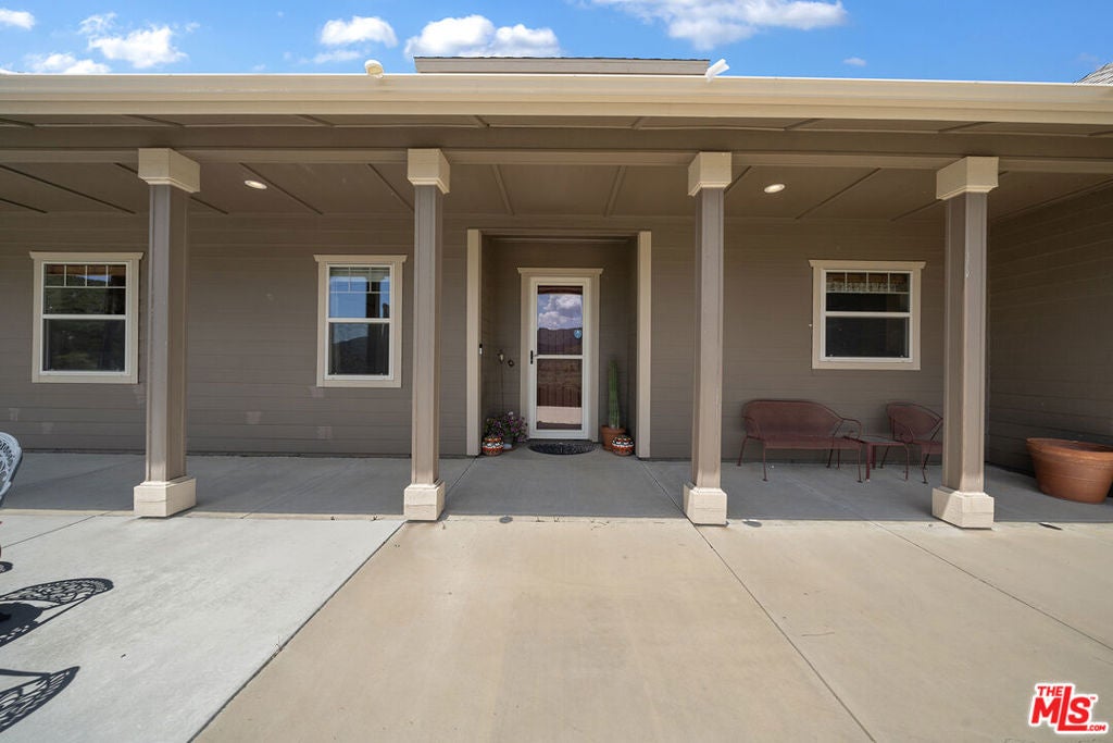 18087 Newview Drive
