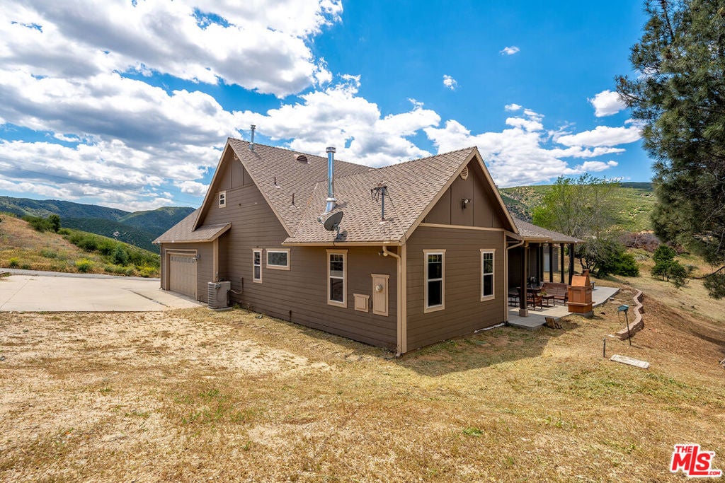 18087 Newview Drive