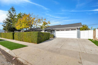 135 W Gainsborough Road