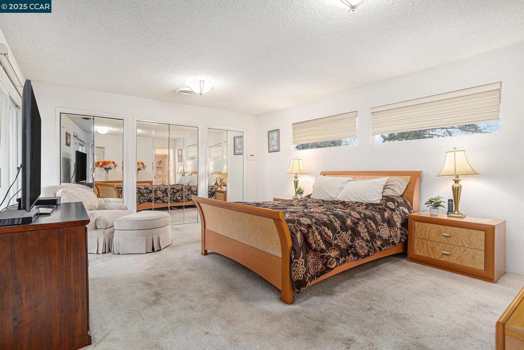 SKYLINE HILLS - Residential