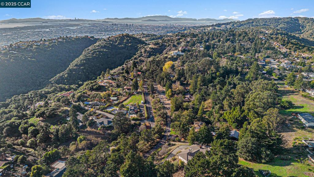 SKYLINE HILLS - Residential