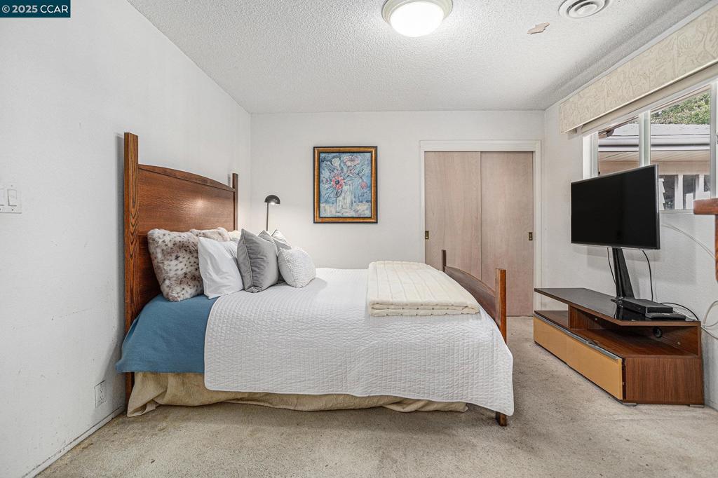 SKYLINE HILLS - Residential