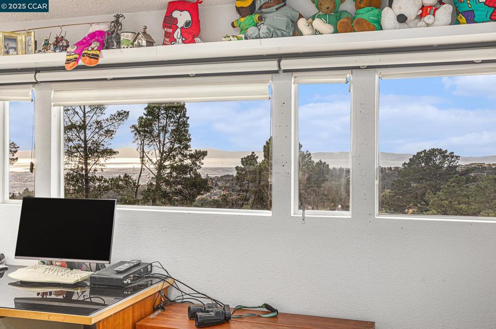 SKYLINE HILLS - Residential