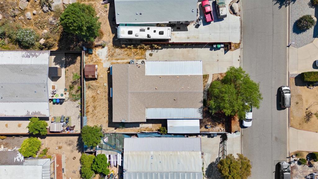 26091 San Quintin Rd