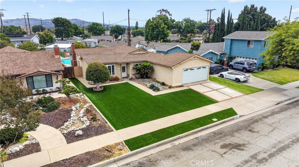 724 N Sanchez Street