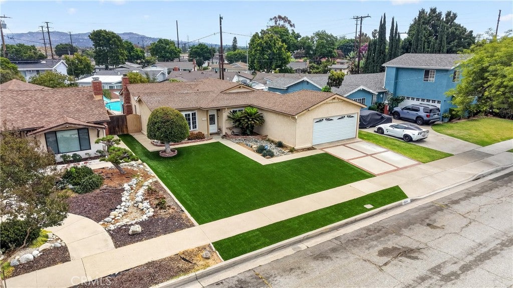 724 N Sanchez Street
