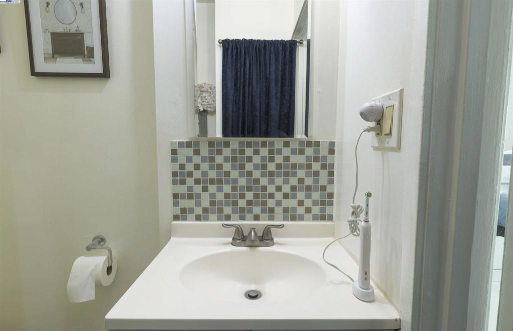 Not Listed - Residential