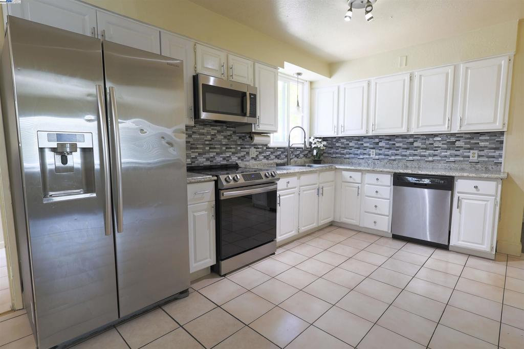 Not Listed - Residential