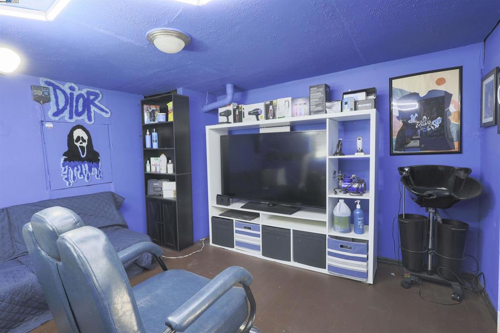 Not Listed - Residential