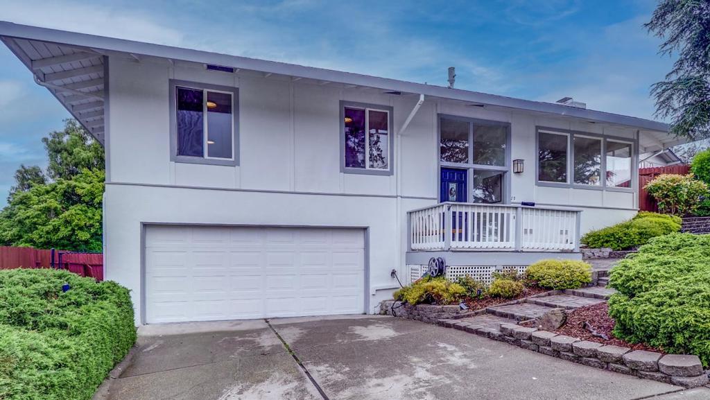 15 Bay View Drive