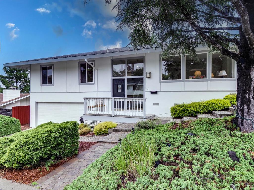 15 Bay View Drive
