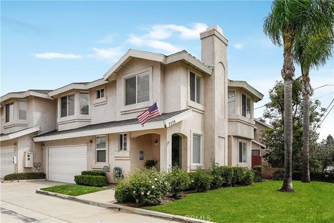 2239 Pacific Avenue A Costa Mesa CA 92627