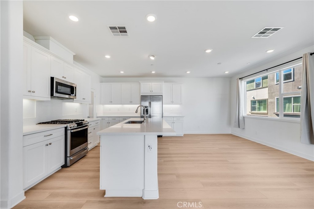 Serrano Summit - Residential Lease