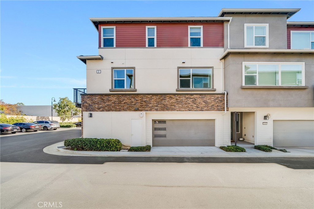 Serrano Summit - Residential Lease