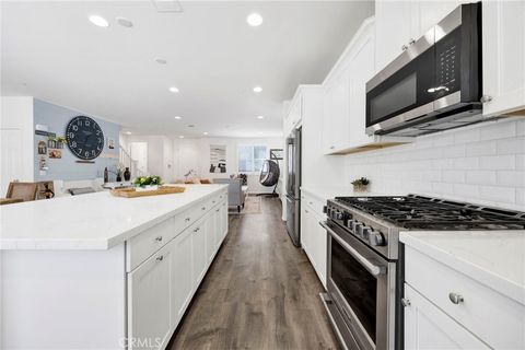 Tiny photo for 6724 N Glasner Lane, West Hills, CA 91307 (MLS # OC26041445)