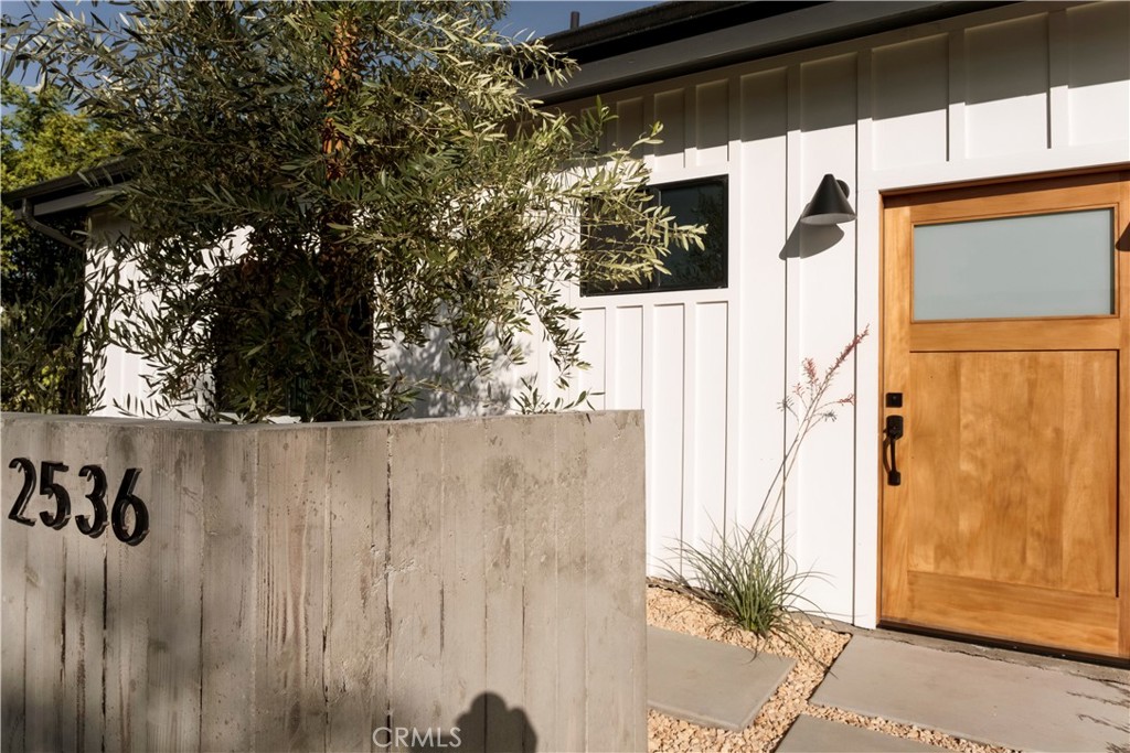 2536 Medlow