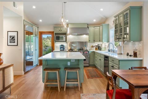 Tiny photo for 2035 Calle Pattito, Templeton, CA 93465 (MLS # NS26003128)