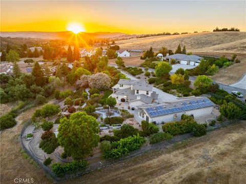 Tiny photo for 2035 Calle Pattito, Templeton, CA 93465 (MLS # NS26003128)