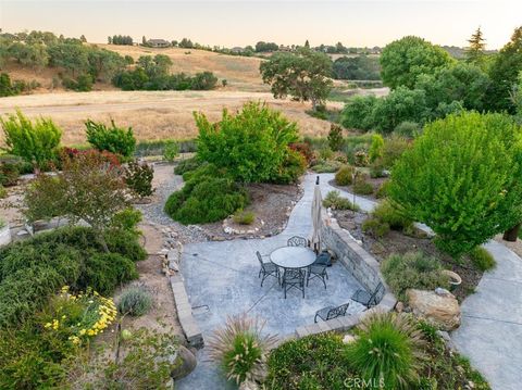 Tiny photo for 2035 Calle Pattito, Templeton, CA 93465 (MLS # NS26003128)