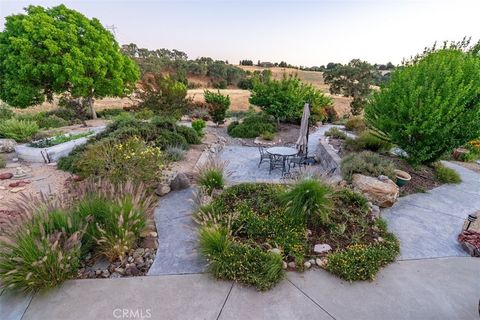 Tiny photo for 2035 Calle Pattito, Templeton, CA 93465 (MLS # NS26003128)