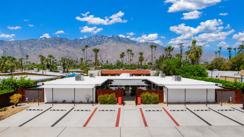 521 Desert Way