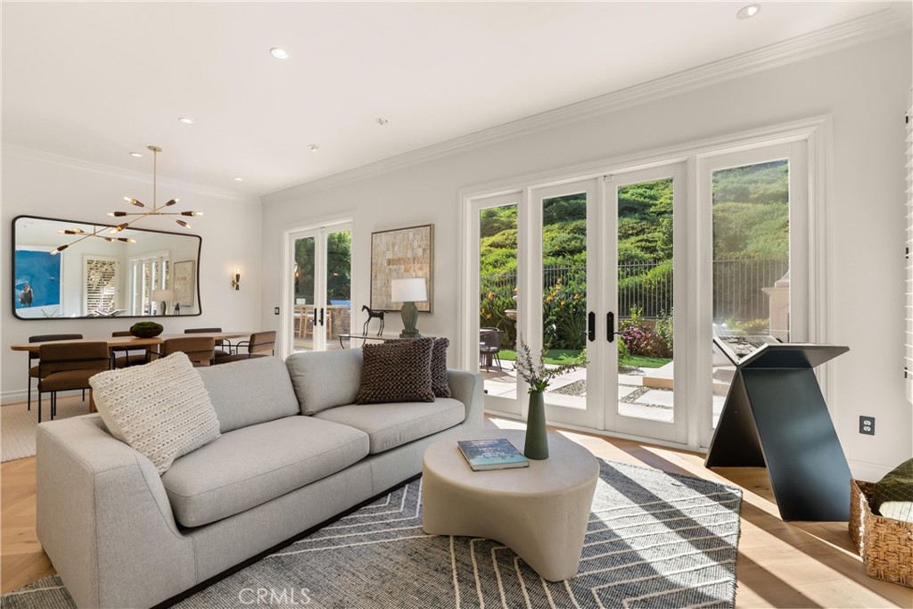 28401 Via Del Sereno